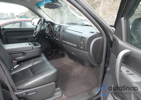 2013 Chevrolet Silverado 1500 Lt z USA, uszkodzony, nr VIN 1GCRCSE03DZ206885